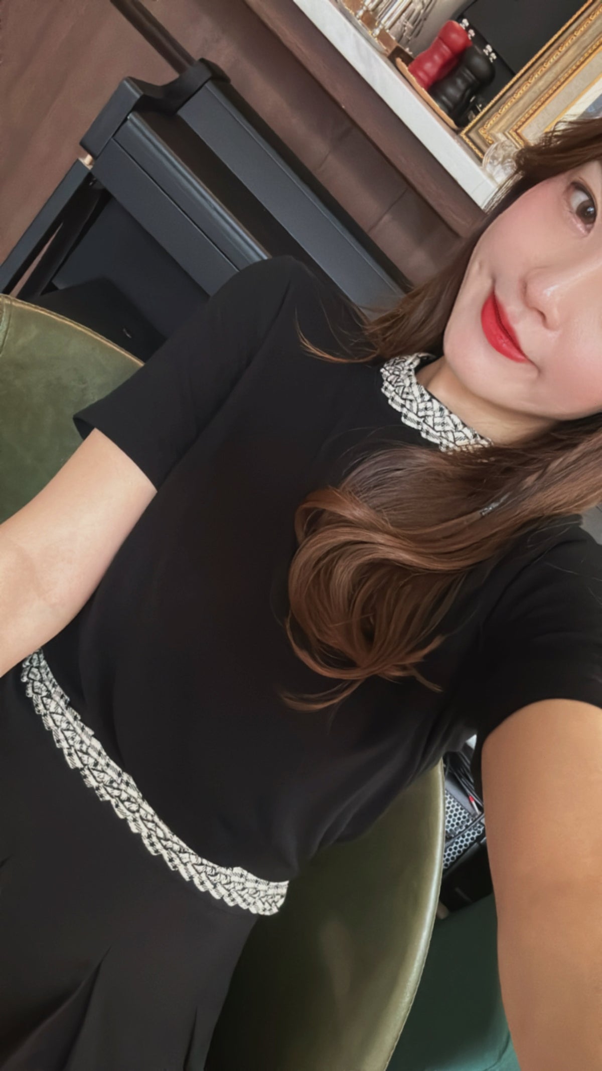 Patchy - Stretch knit T-shirt with Black and Beige Checked Strap