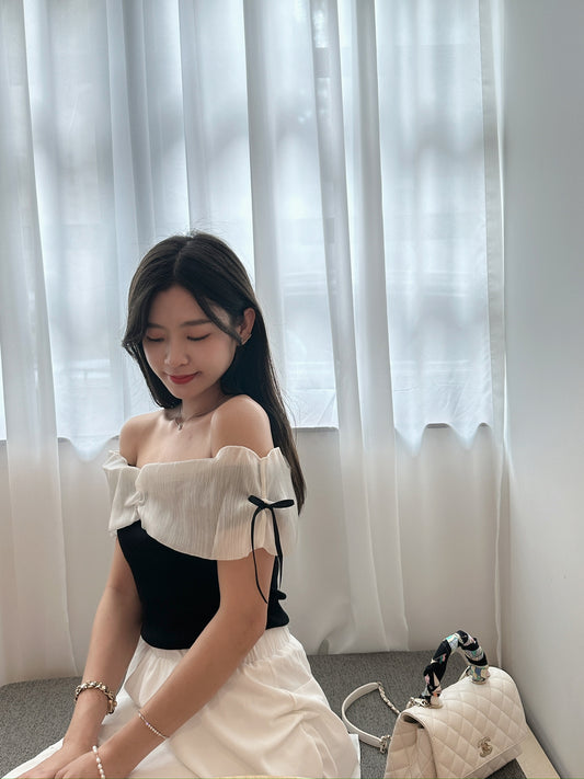 Knitted top with puffy chiffon details