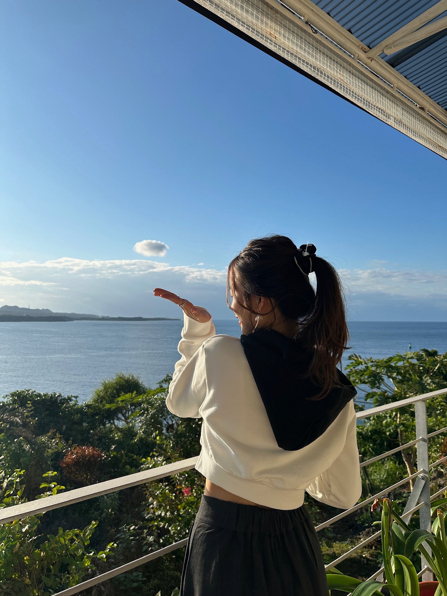 Patchy - Woolen Wide-Leg Pants with Grey Checked Trim